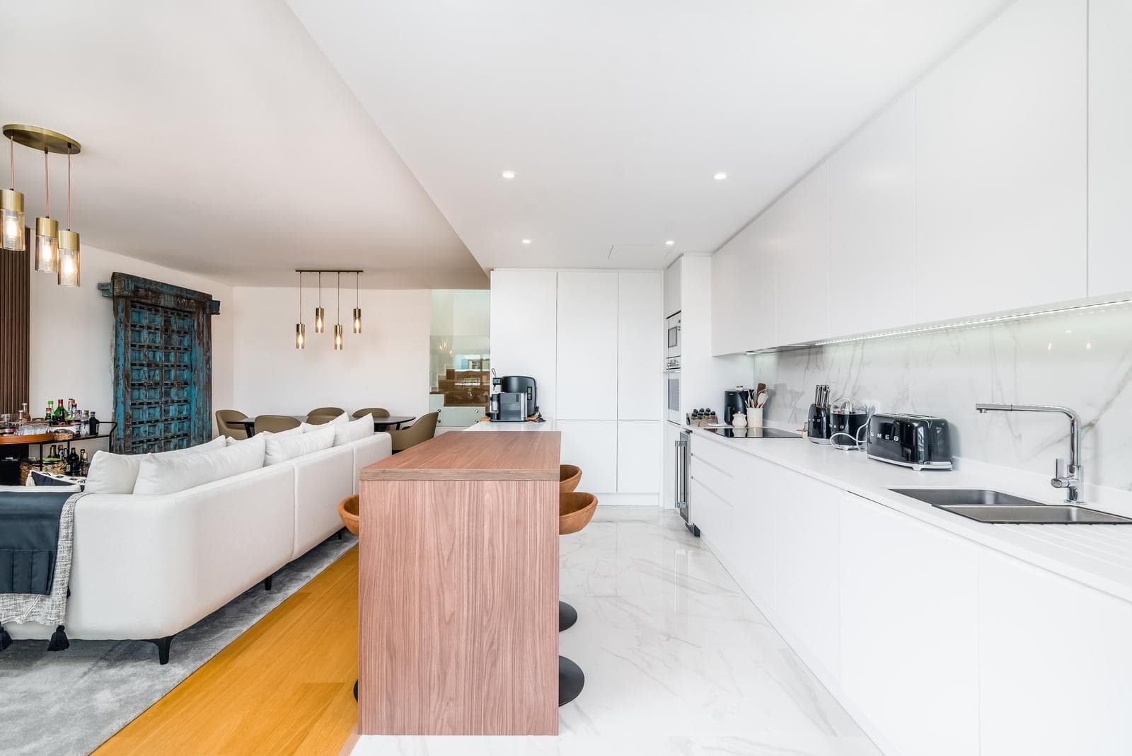Duplex T4 com piscina, Alcochete - Imagem 9