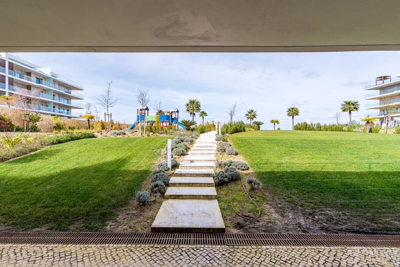 Duplex T4 com piscina, Alcochete - Imagem 47