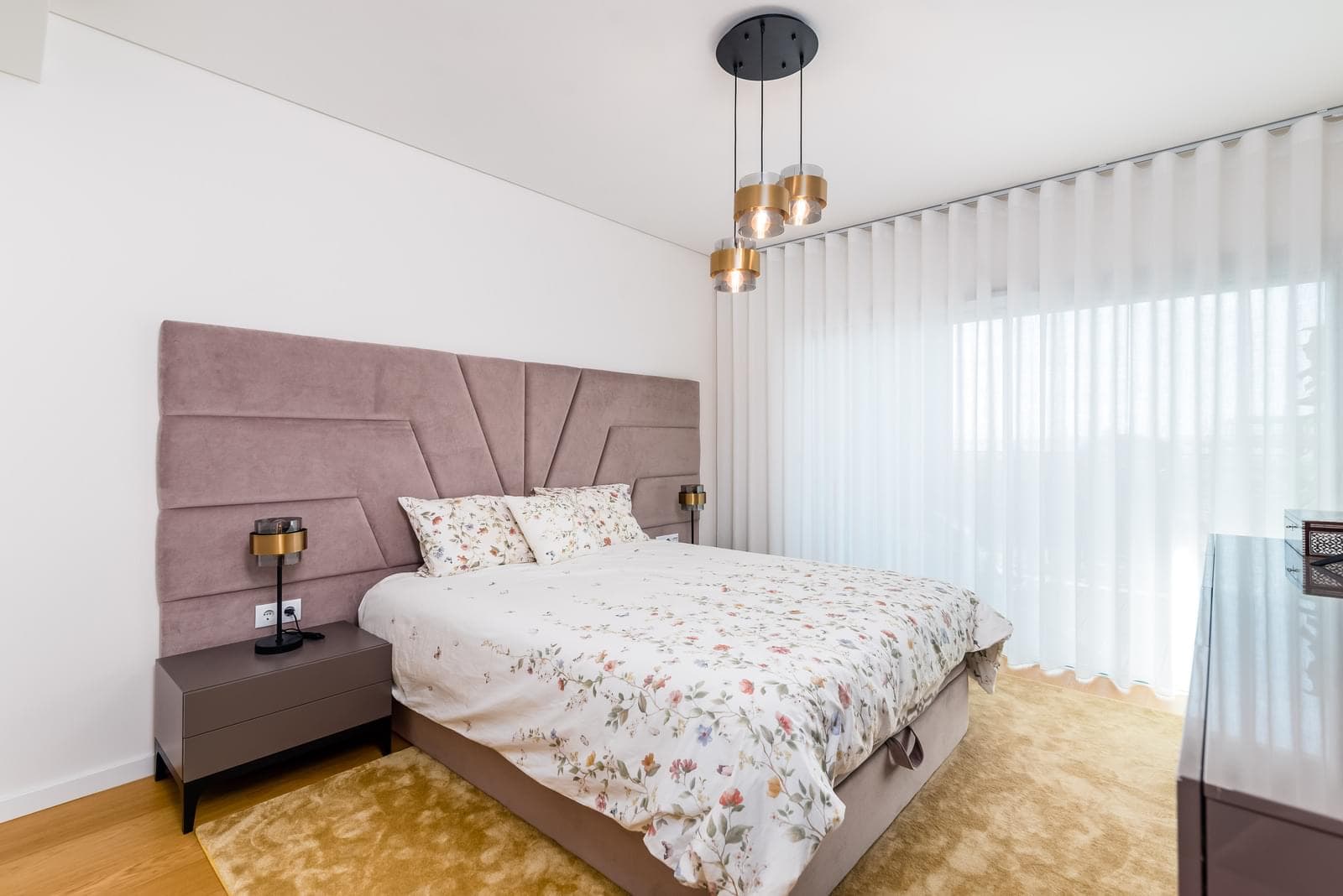 Duplex T4 com piscina, Alcochete - Imagem 23