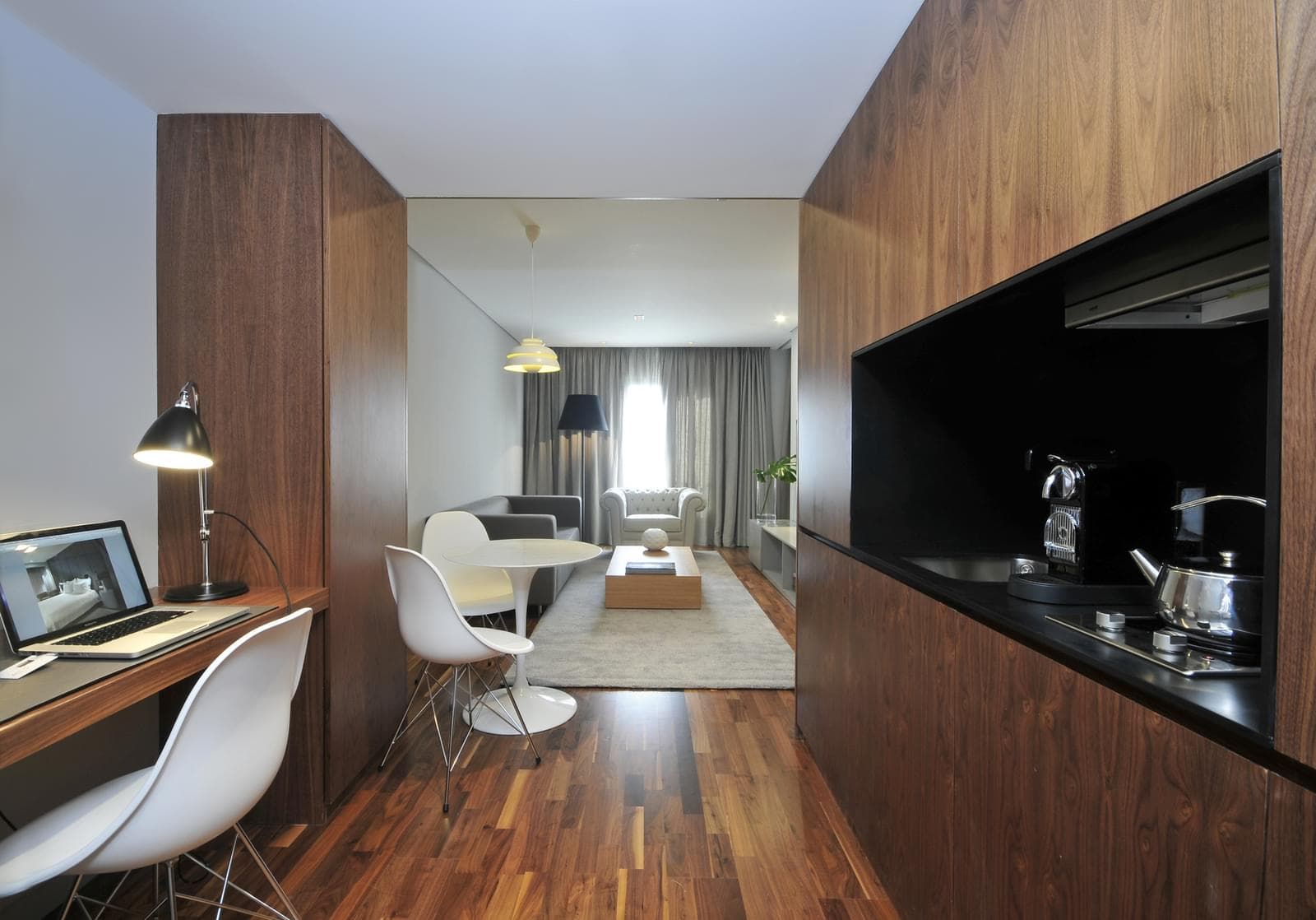 Apartamento T1 com estacionamento - Imagem 6