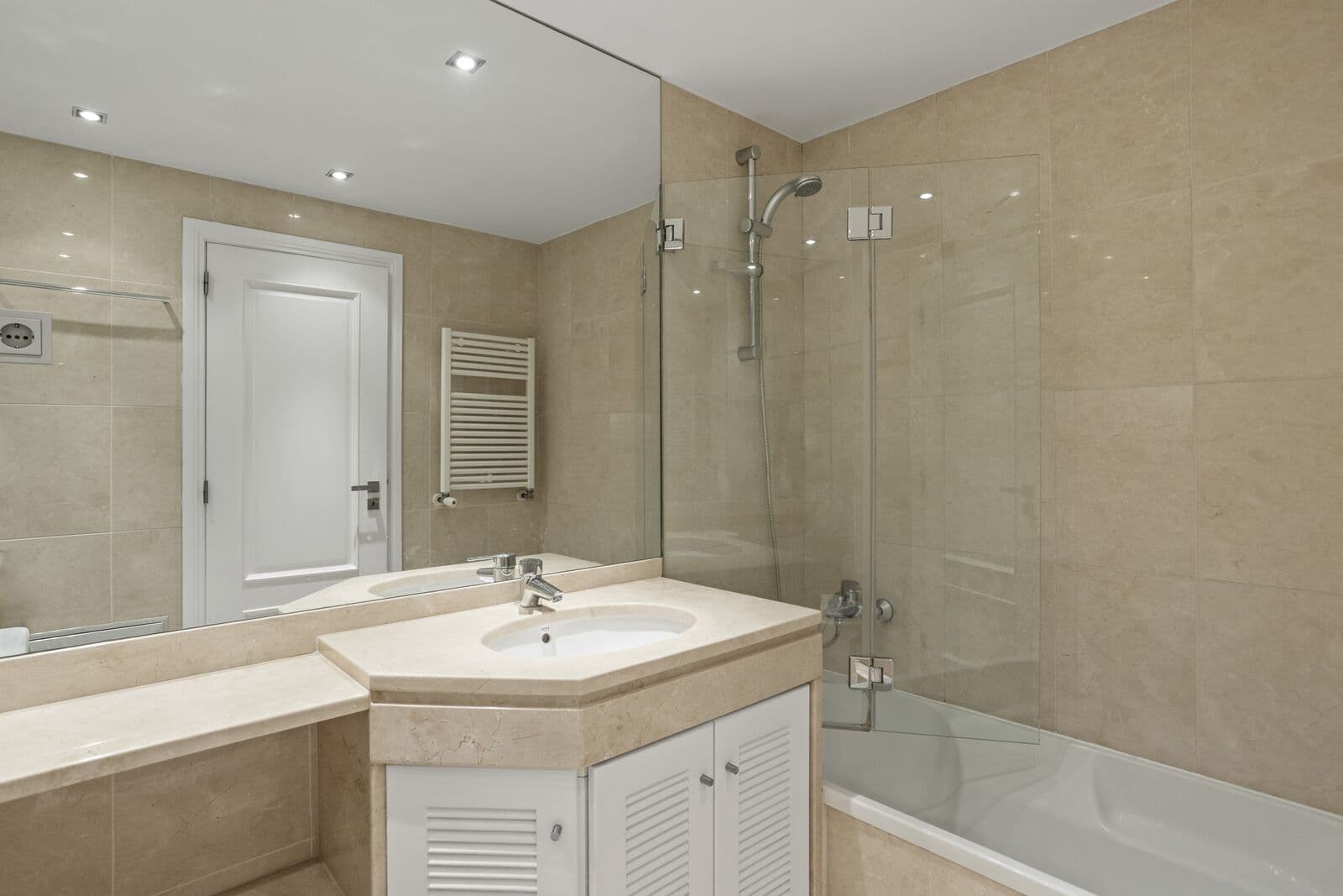 Apartamento T3 com jardim, Paço de Arcos, Oeiras - Imagem 21