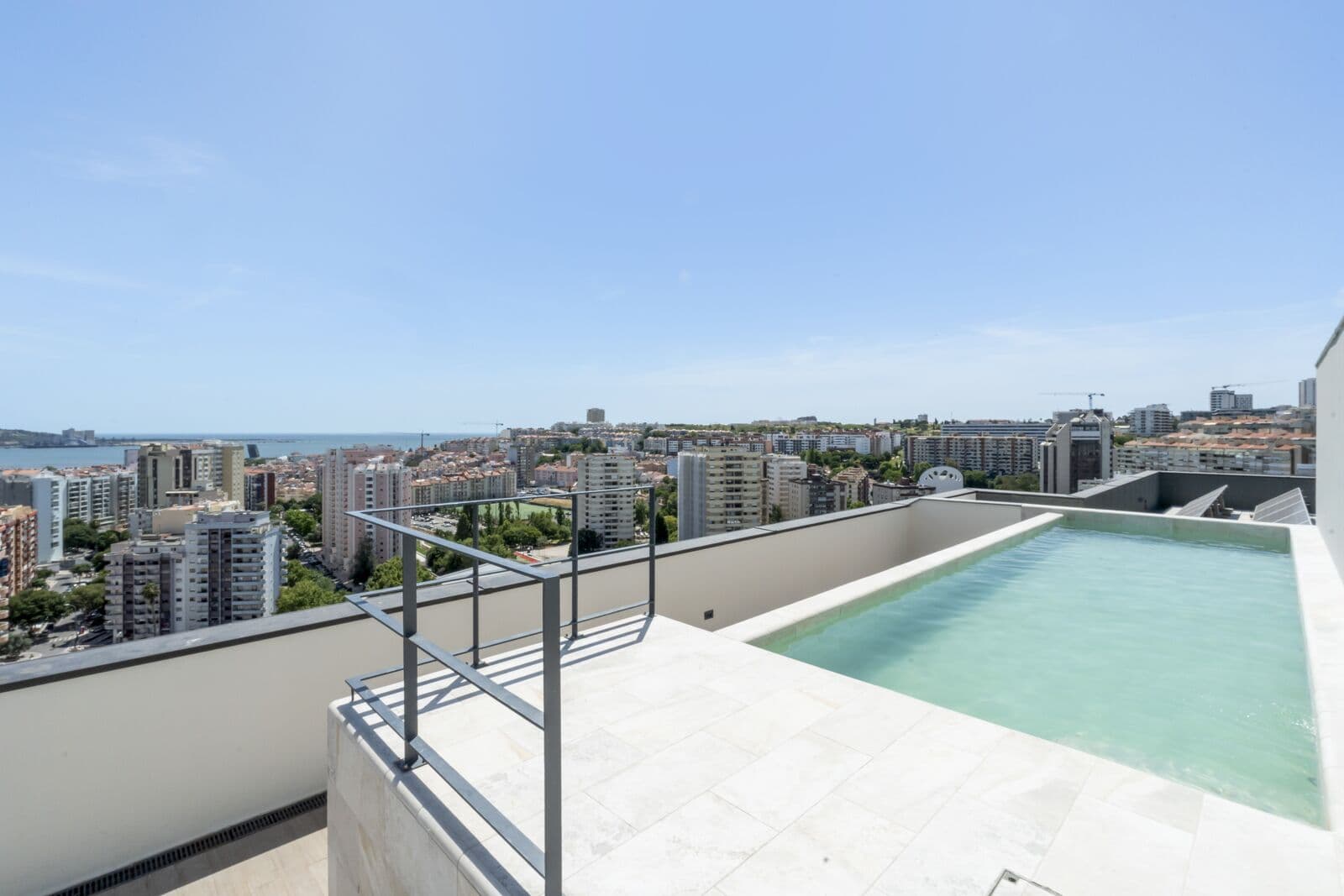 Apartamento T4 com piscina, Miraflores, Oeiras - Imagem 40