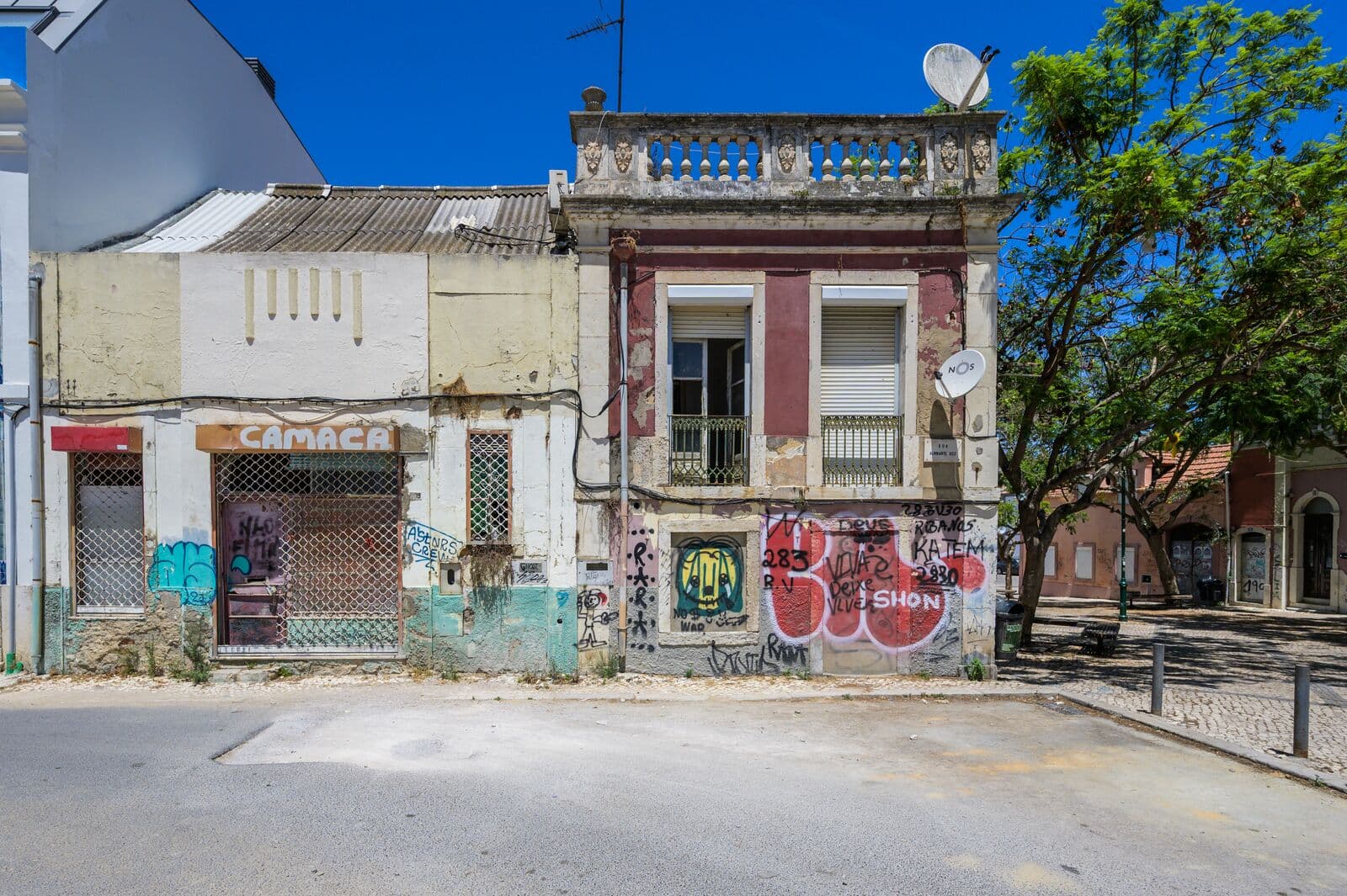 Apartment block, Barreiro - Image 7