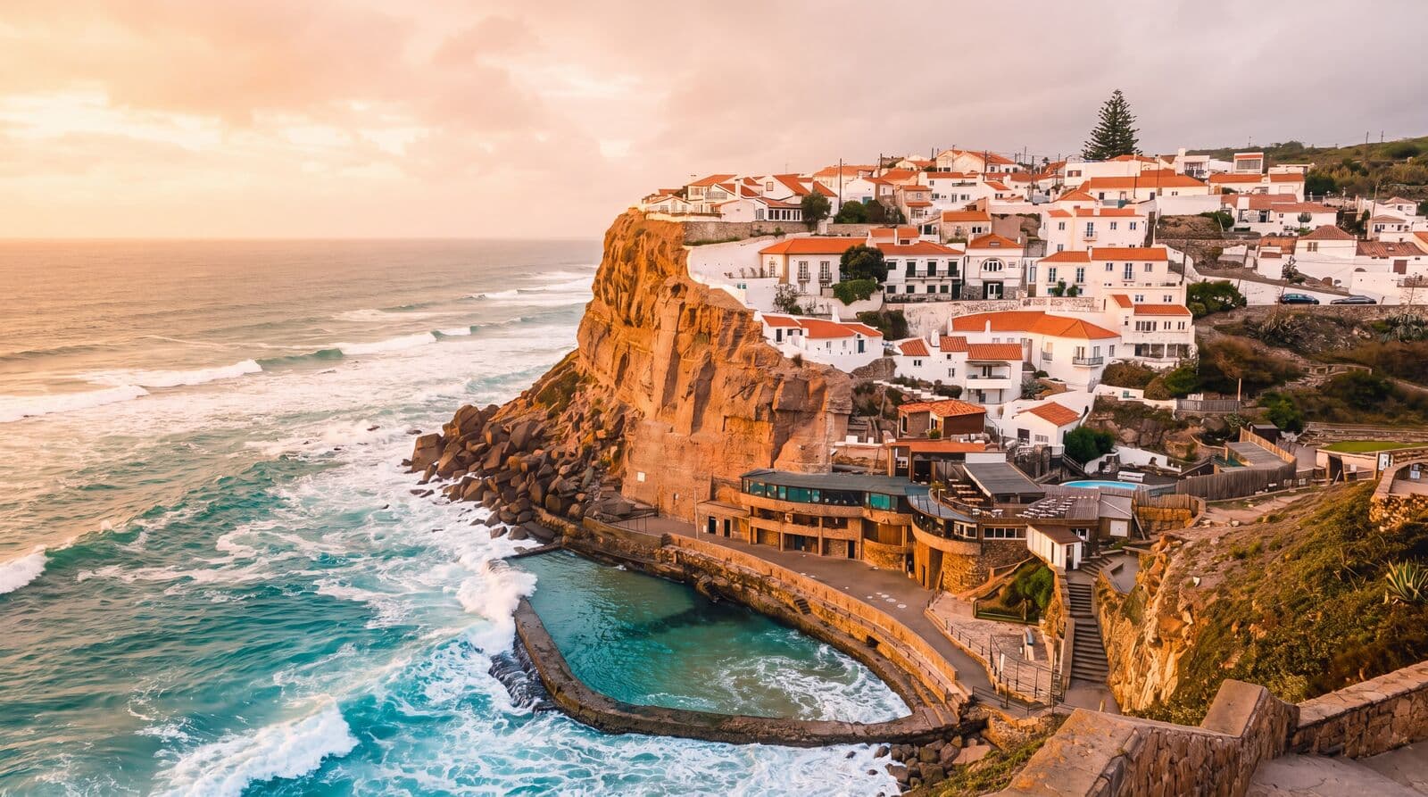Moradia T4 com piscina, Azenhas do Mar, Sintra - Imagem 18