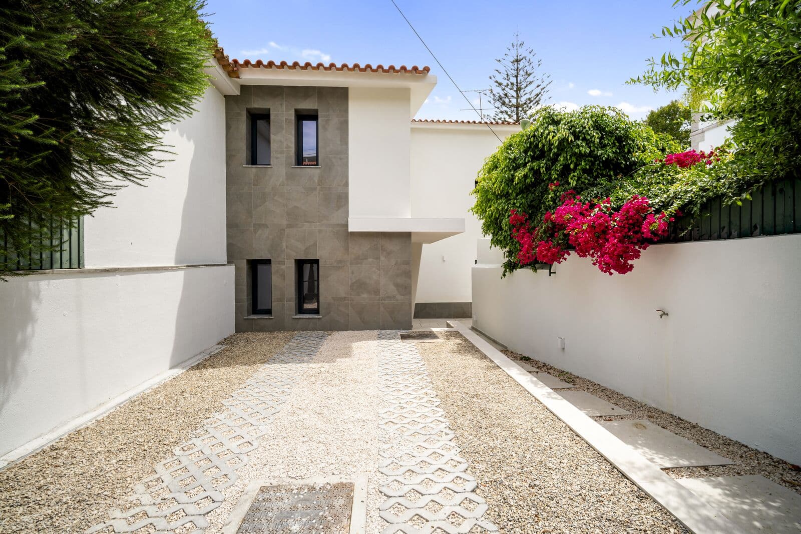 Moradia T4 com piscina, Estoril, Cascais - Imagem 2