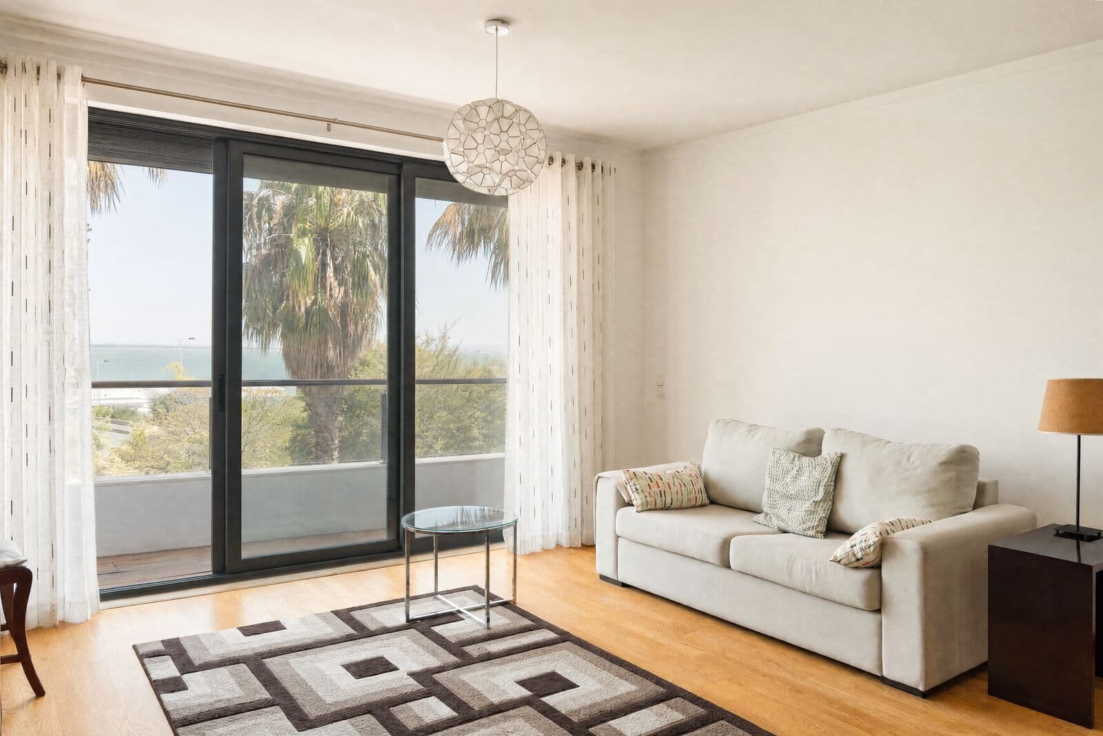 Apartamento T2 com jardim, Lisboa - Imagem 8