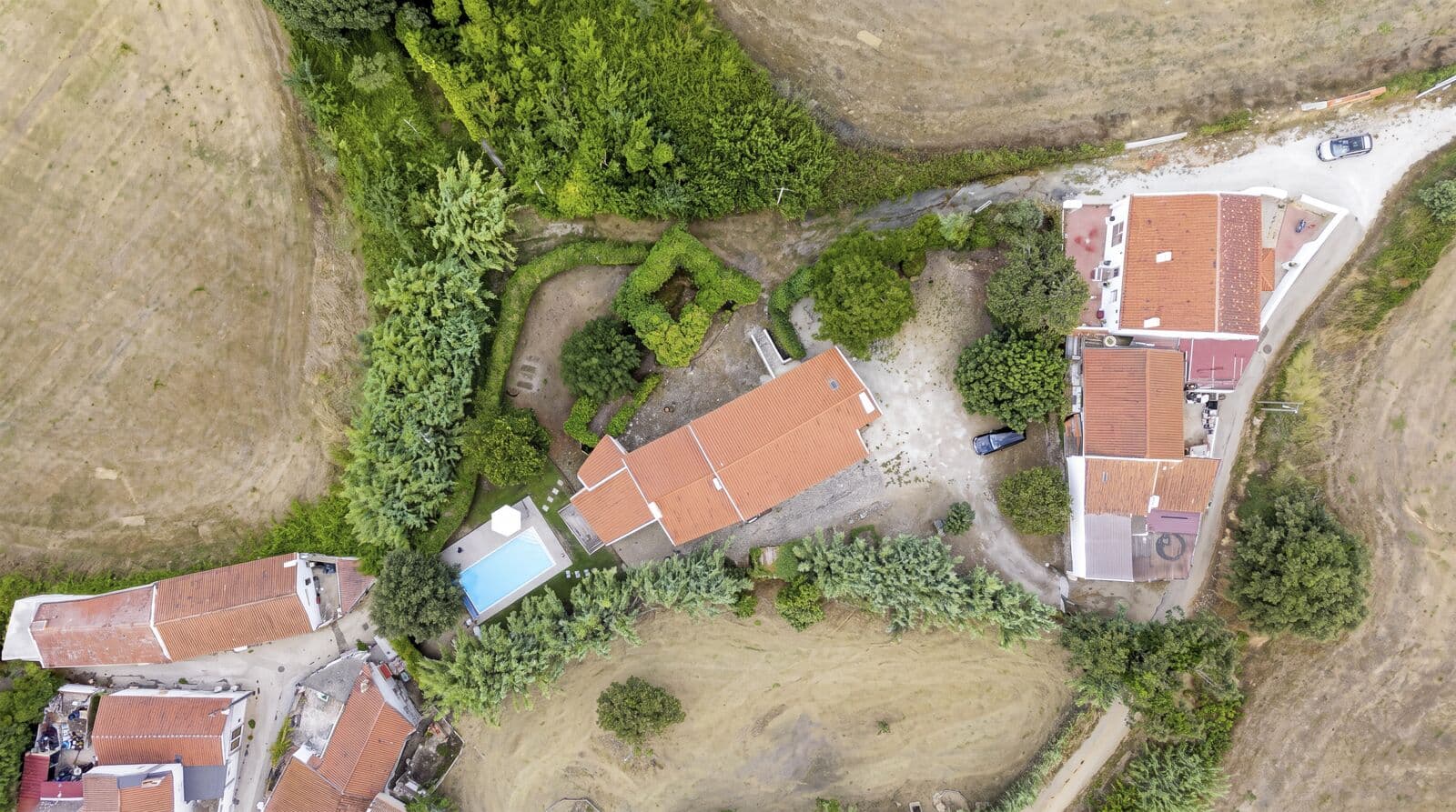 Moradia T5 com piscina, Dois Portos, Torres Vedras - Imagem 42