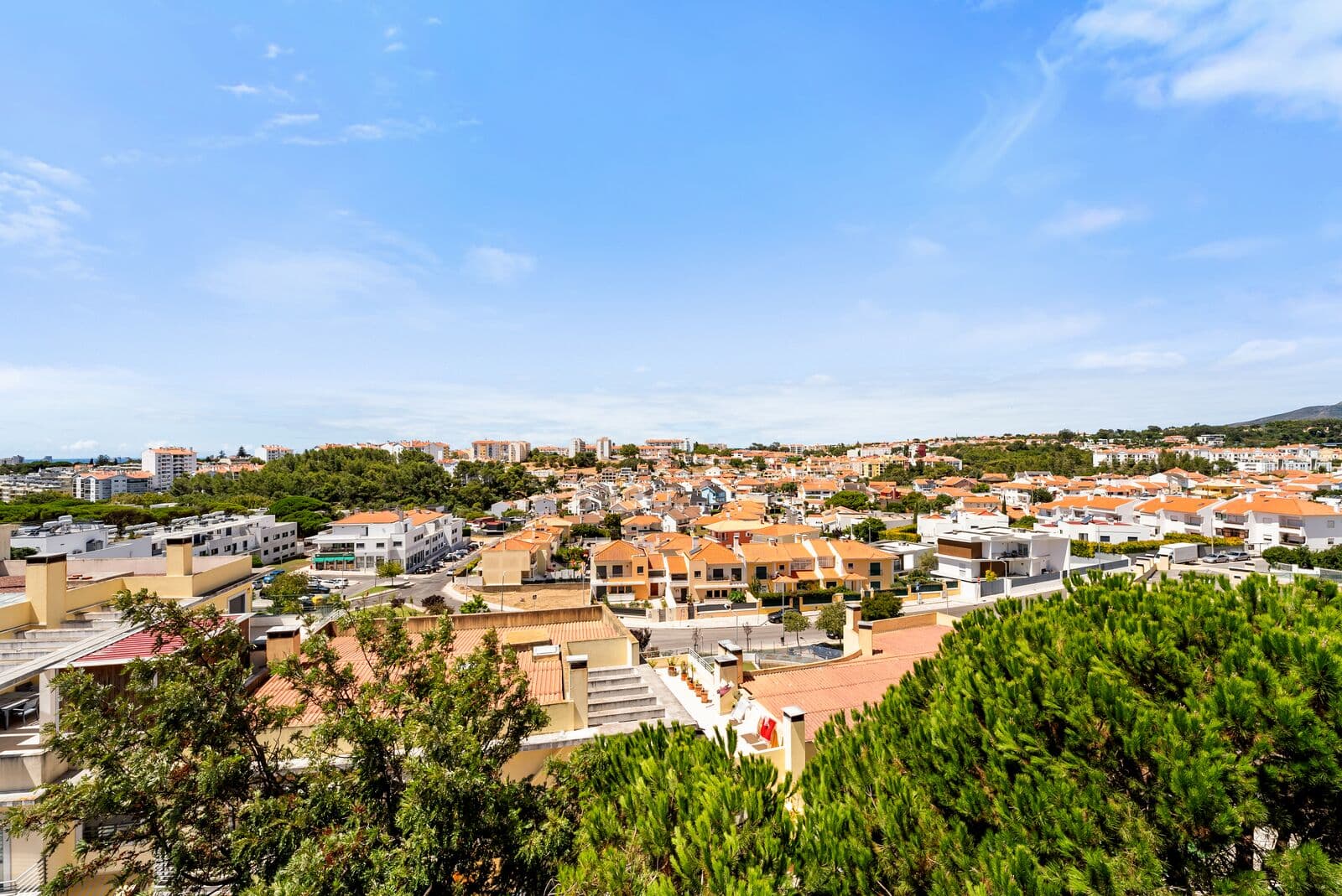 2 Bedroom Apartment with a view, Amoreira, Cascais - Image 24