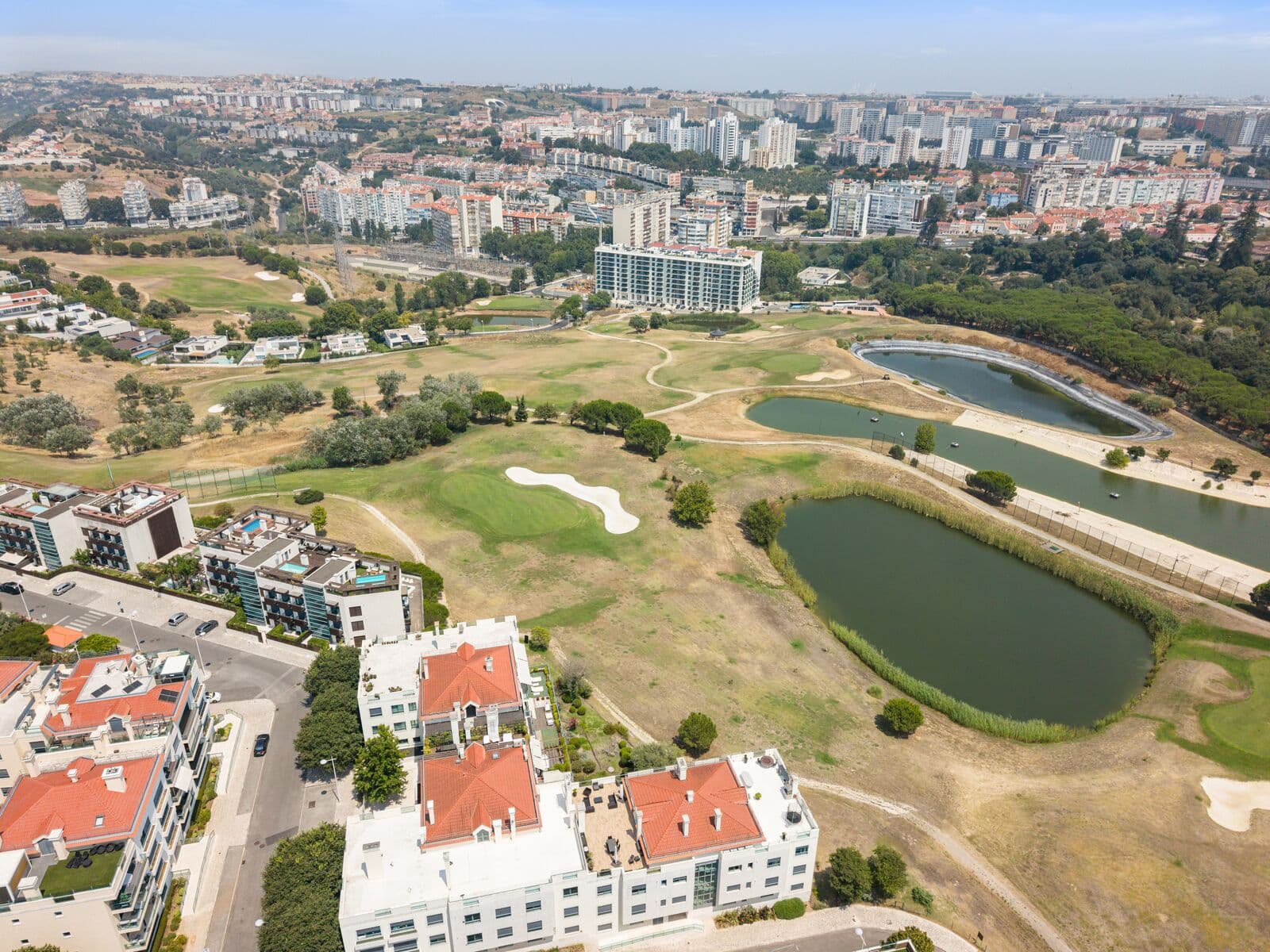 Apartamento T4 com estacionamento, Quinta dos Alcoutins, Lisboa - Imagem 40