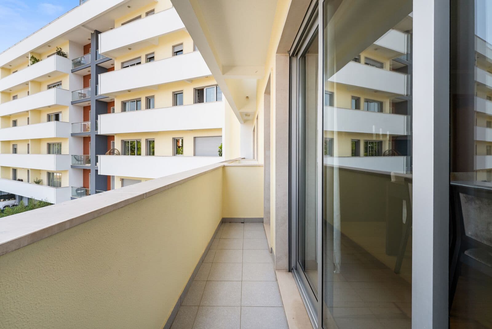Apartamento T4 com estacionamento, Carnaxide, Oeiras - Imagem 9