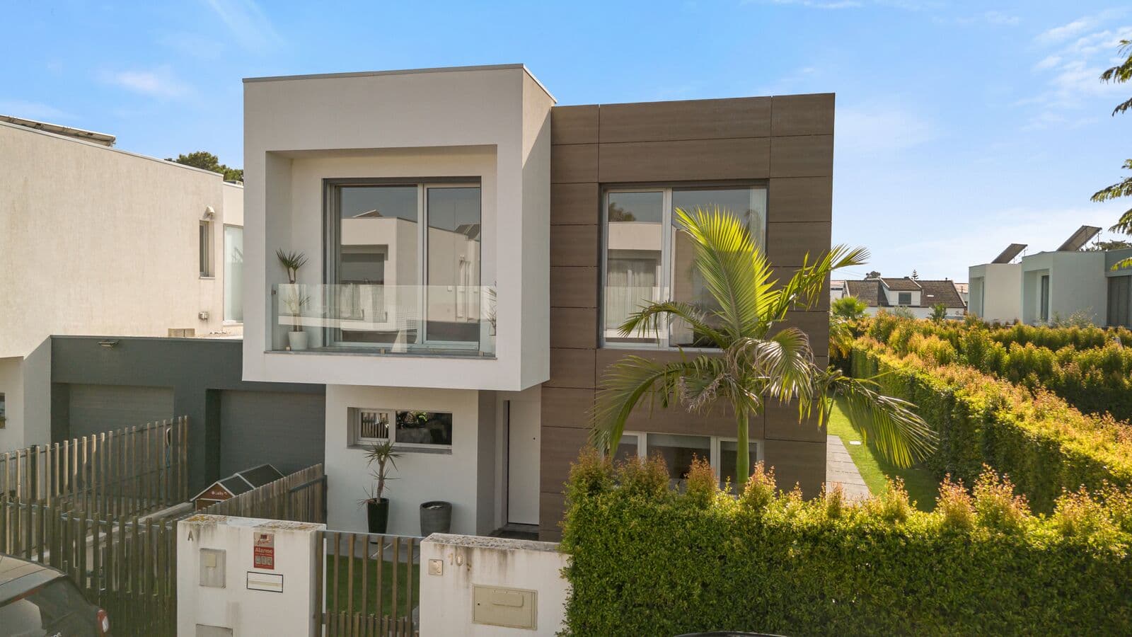 Moradia Isolada T3 + 1 com piscina, Aroeira, Almada - Imagem 32