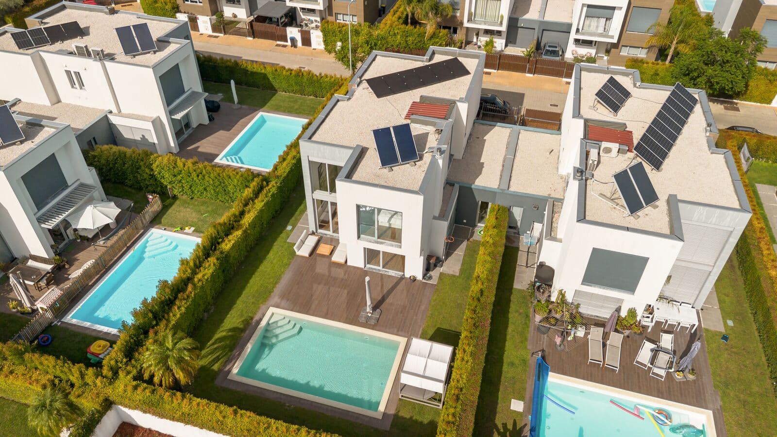 Moradia Isolada T3 + 1 com piscina, Aroeira, Almada - Imagem 33