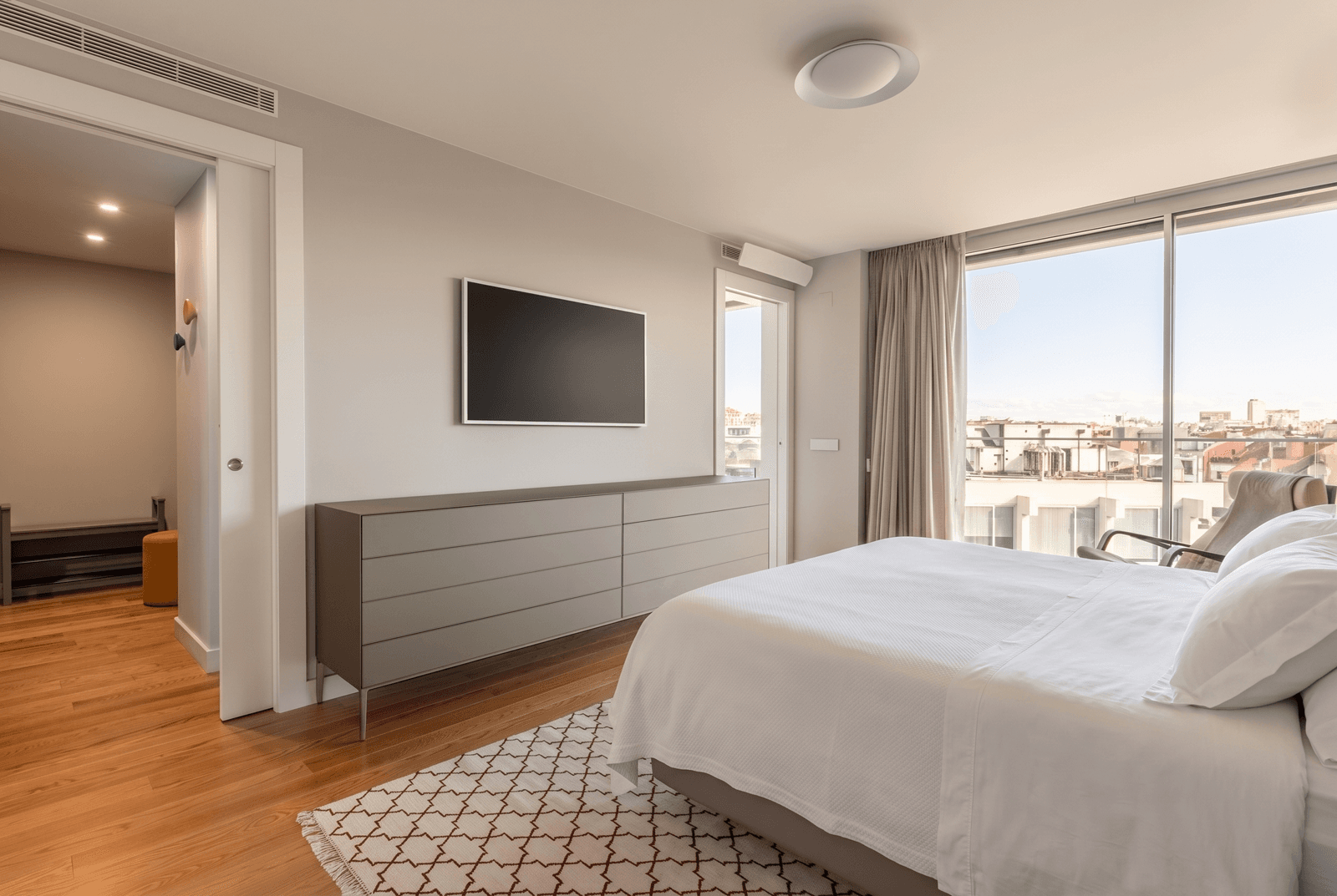 Apartamento T4 com estacionamento, Sete Rios, Lisboa - Imagem 15