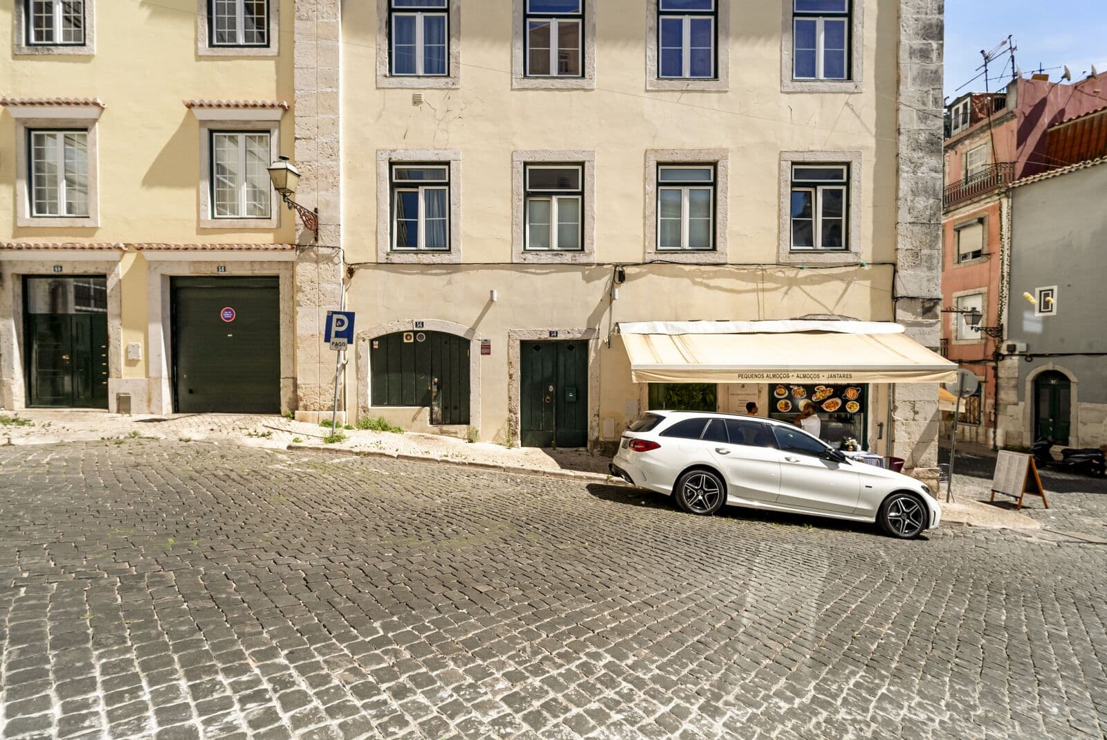Apartamento T2 com vista, Castelo, Lisboa - Imagem 26