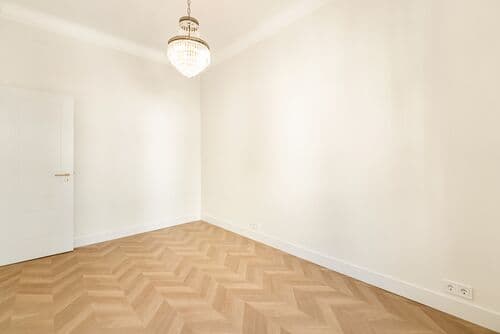PF41585 - 2 Bedroom Apartment renovated, Penha de França, Lisboa - Image 20