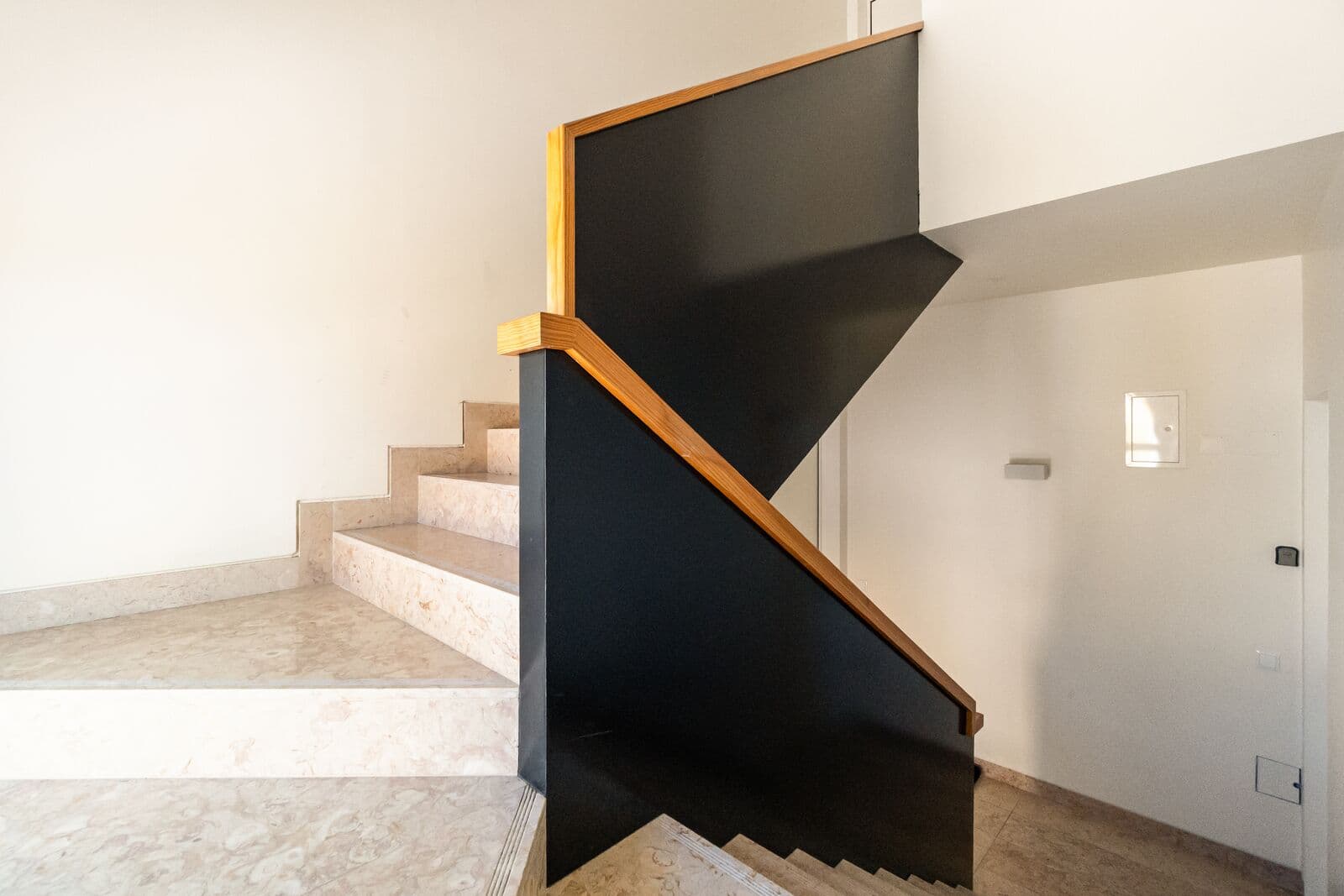 Prédio, Paço de Arcos, Oeiras - Imagem 35