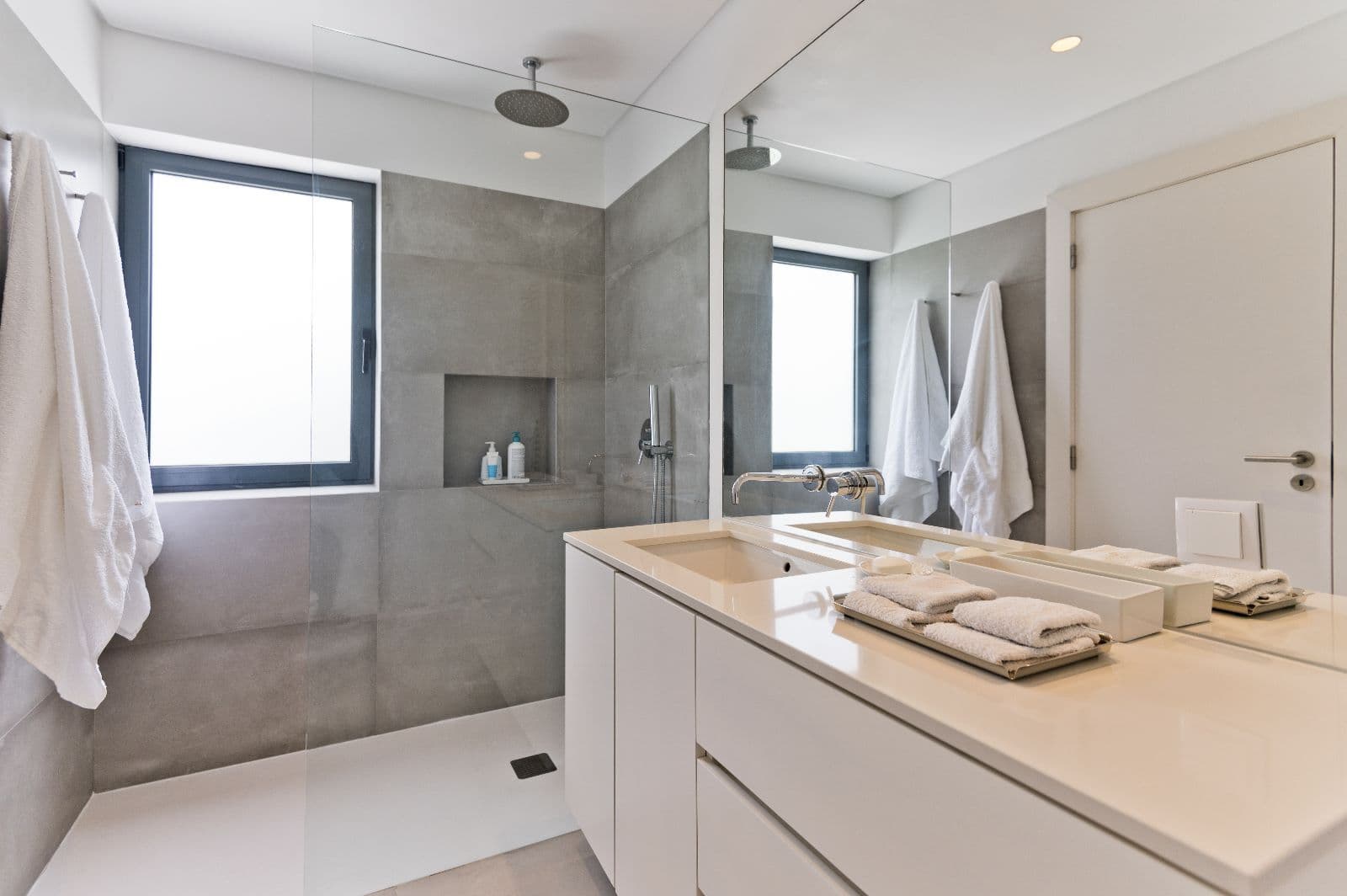 Moradia T5 + 1 com piscina, Bicesse, Cascais - Imagem 11