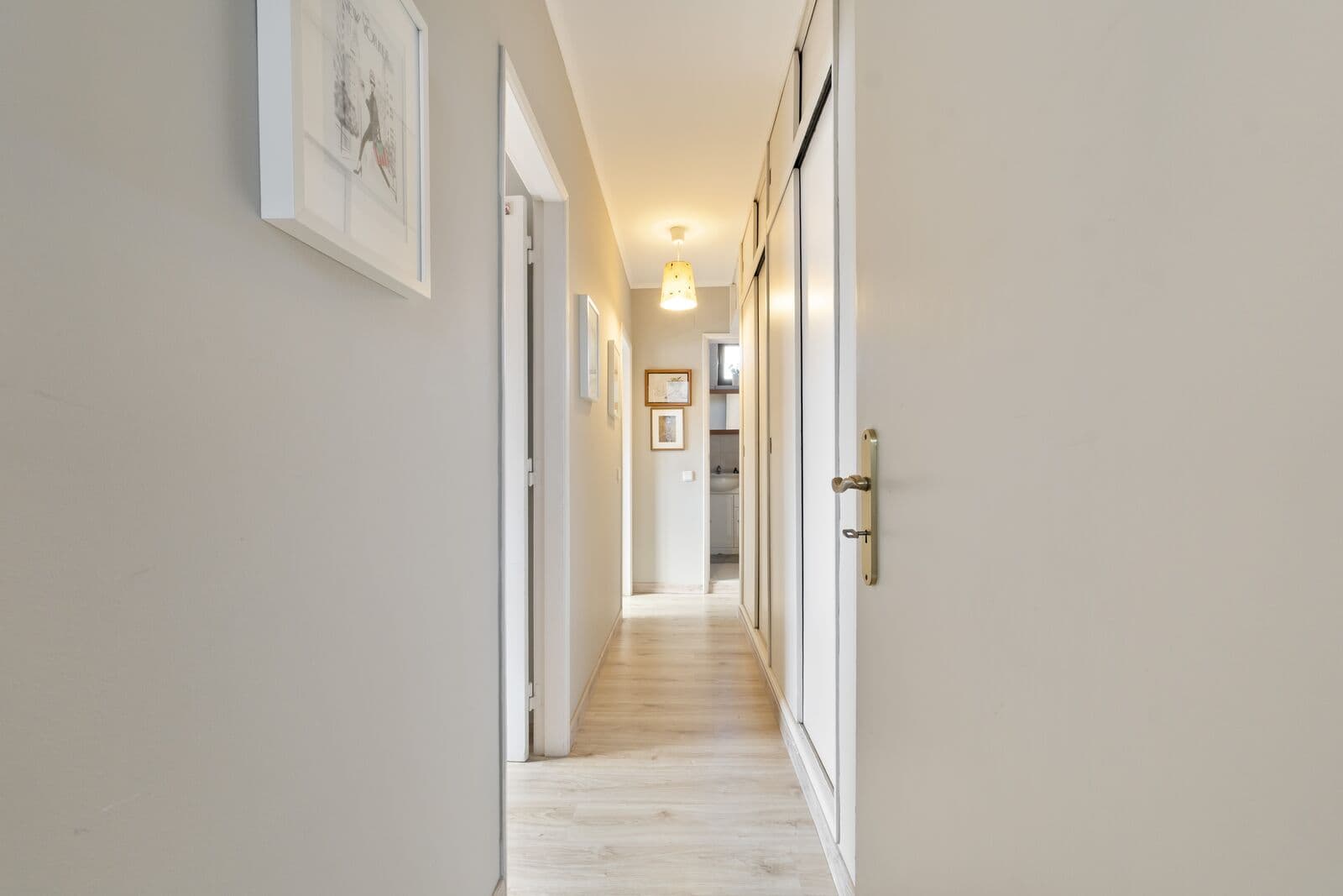 2 Bedroom Duplex with a view, Cascais - Image 33