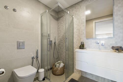 PF41915 - 4 Bedroom Duplex with swimming pool, Porto Salvo, Oeiras - Image 13