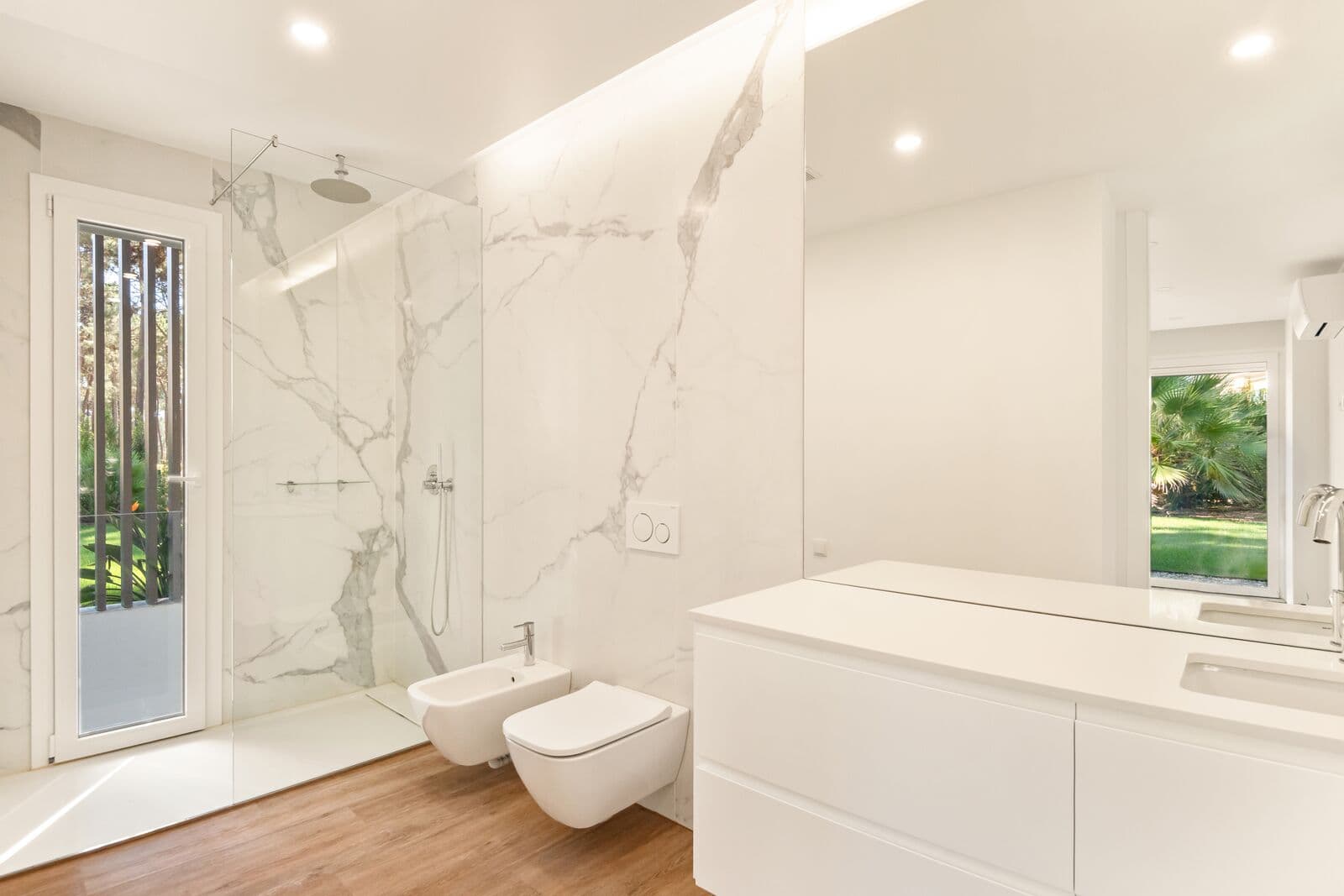 Moradia Isolada T5 com piscina, Aroeira, Almada - Imagem 27