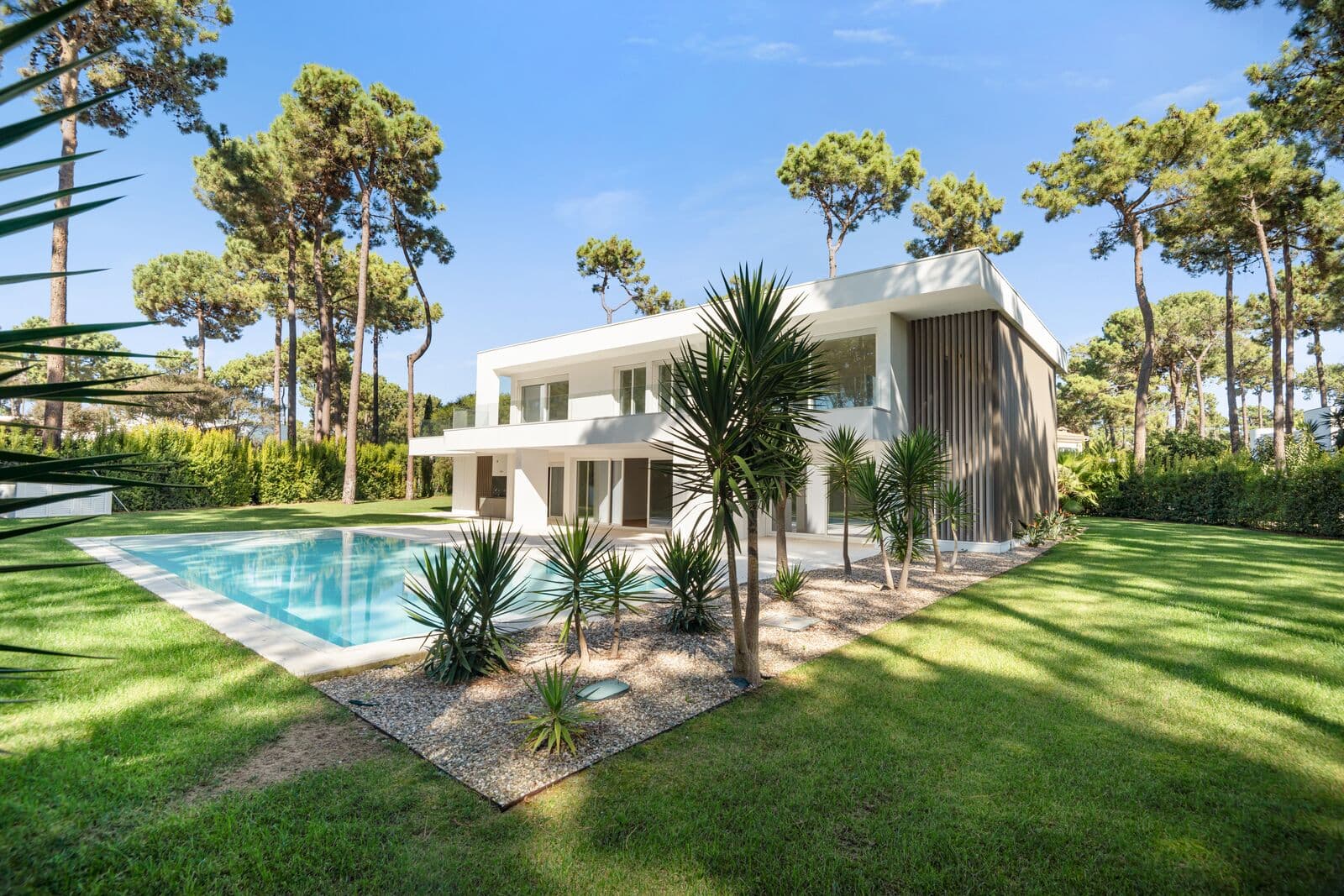 Moradia Isolada T5 com piscina, Aroeira, Almada - Imagem 71