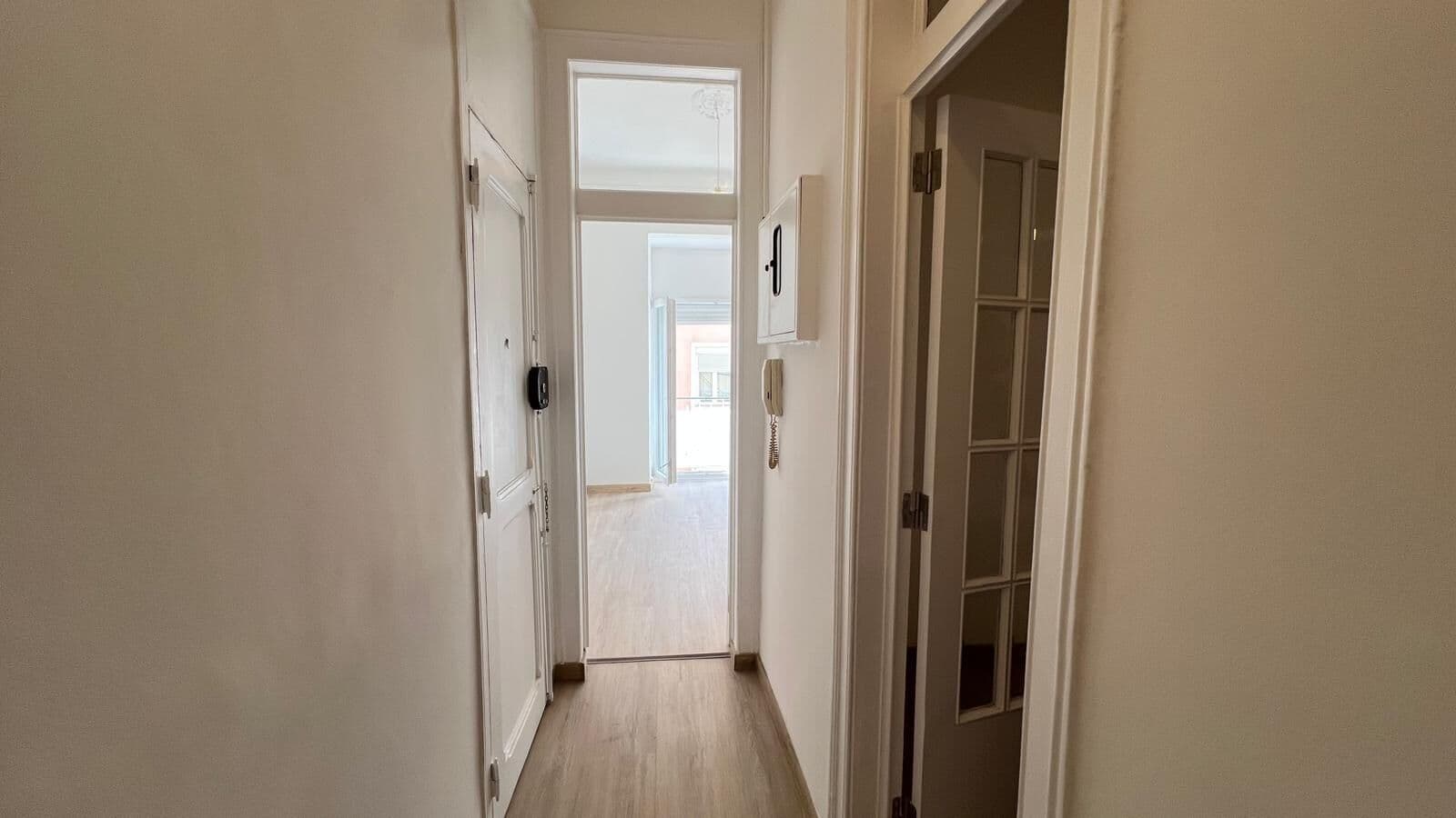 2 Bedroom Apartment with a view, Penha de França, Lisboa - Image 8