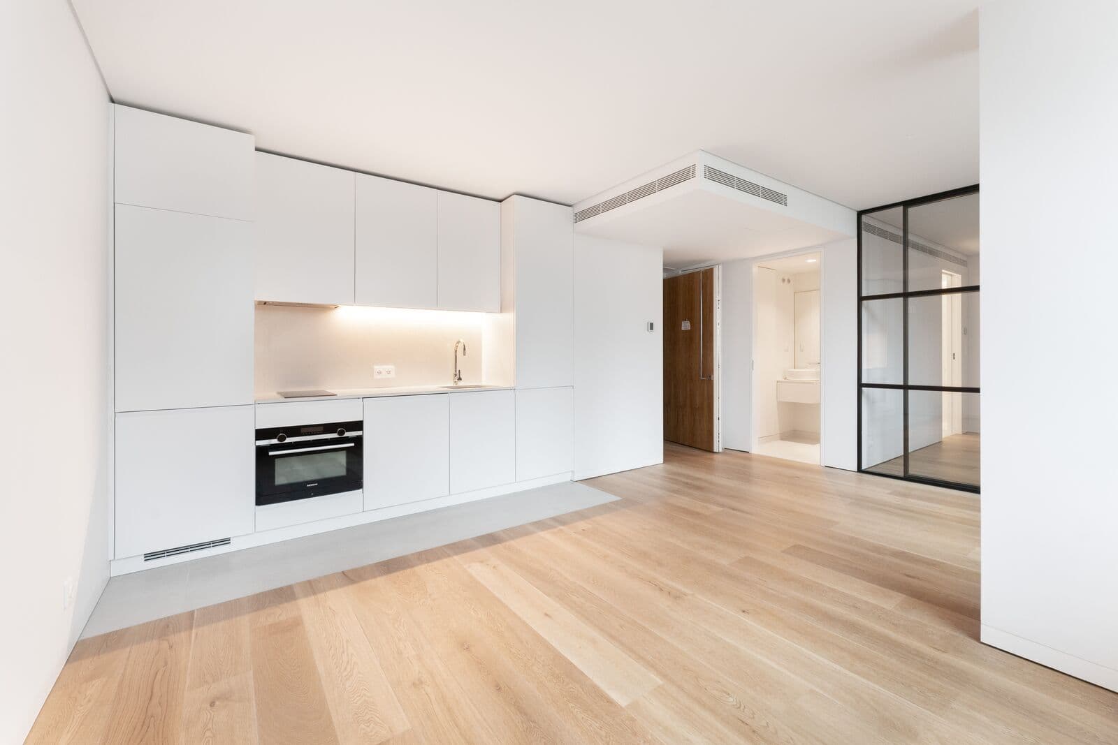 1 Bedroom Apartment with swimming pool, Amoreiras, Lisboa - Image 2