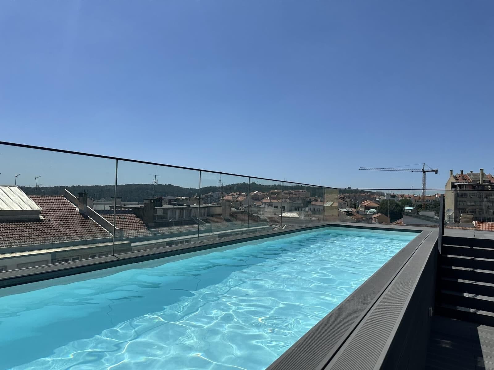 1 Bedroom Apartment with swimming pool, Amoreiras, Lisboa - Image 23