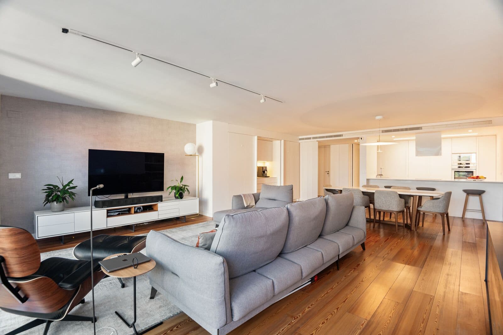 Apartamento T3 com vista - Imagem 4